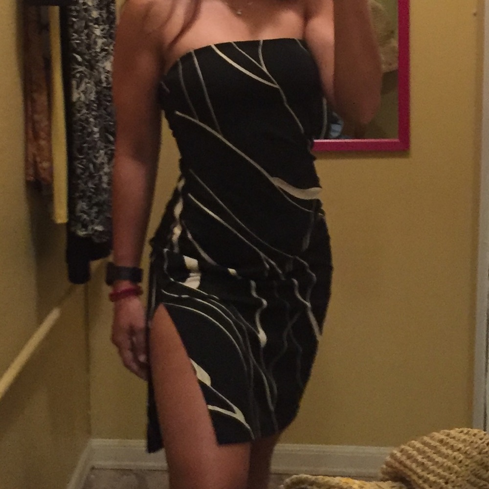 Vintage strapless dress with side slit